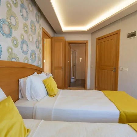 Hotell Loryma Luxury 3*