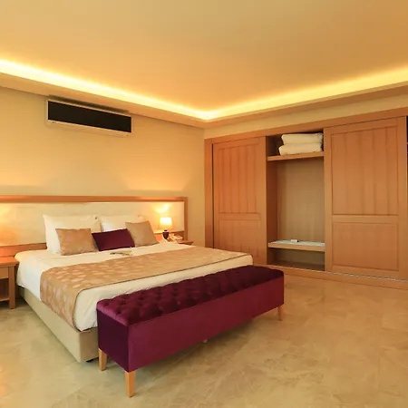 Loryma Luxury Hotell