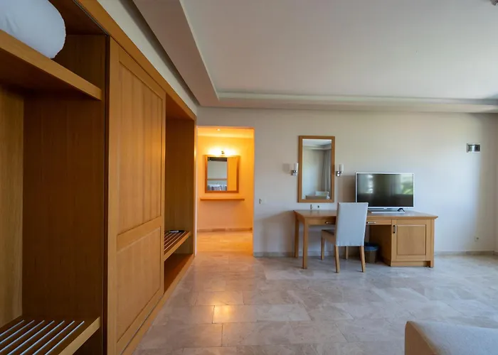 Loryma Luxury