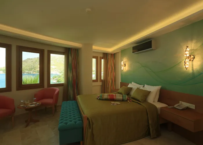 Loryma Luxury 3*